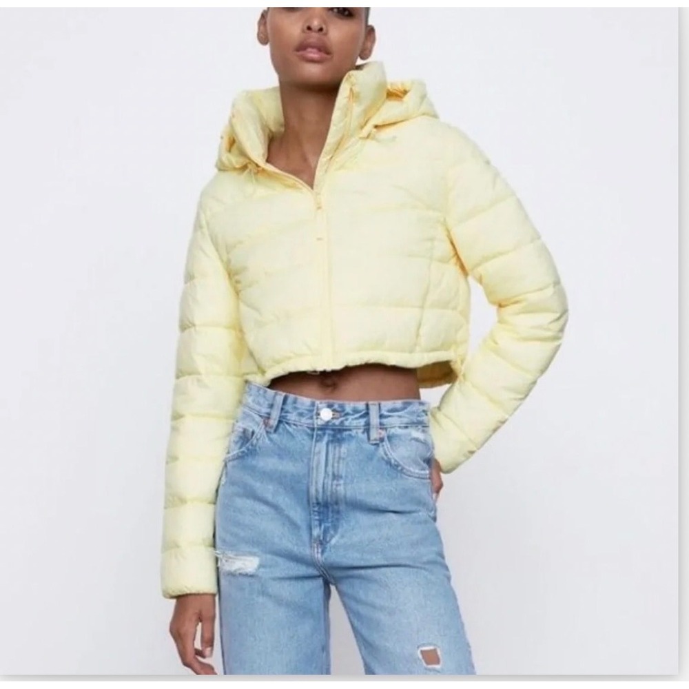 Zara Womens Cropped Puffer Jacket Pale Yellow Hooded Quilted Coat Size M